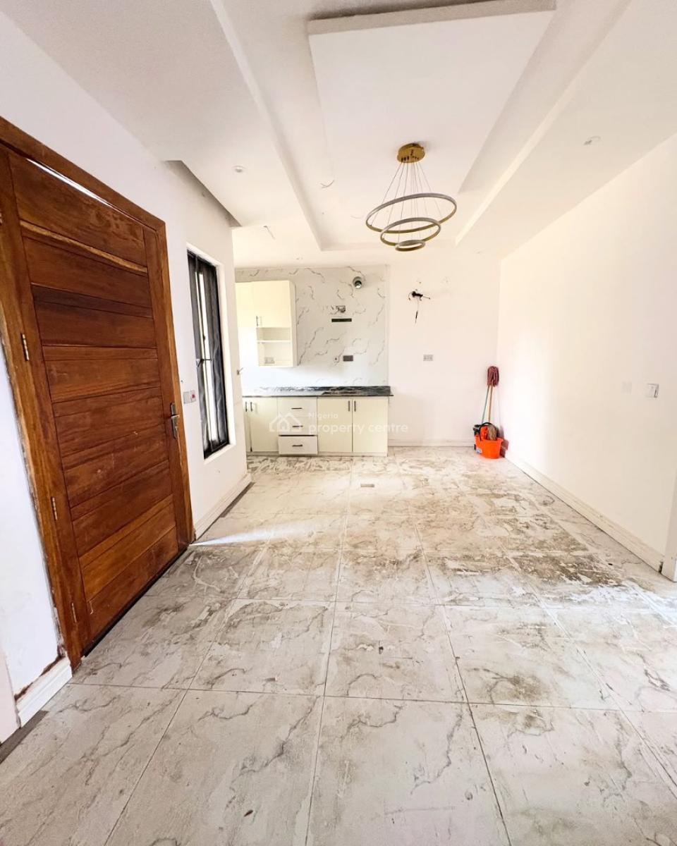 1 Bedroom Apartment Executive Unit with Water Front View, Ikate Elegushi, Lekki, Lagos, Mini Flat (room and Parlour) for Rent