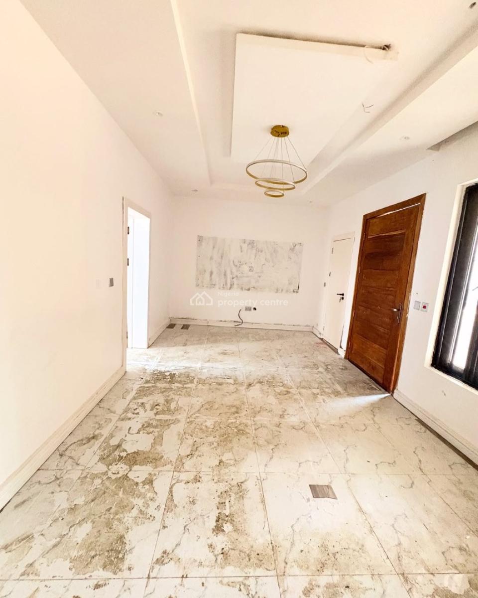1 Bedroom Apartment Executive Unit with Water Front View, Ikate Elegushi, Lekki, Lagos, Mini Flat (room and Parlour) for Rent