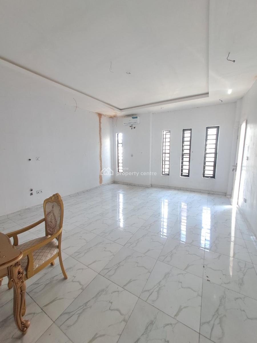 Well Mini Flat in a Gated Estate, Chevron Drive, Lekki, Lagos, Mini Flat (room and Parlour) for Rent
