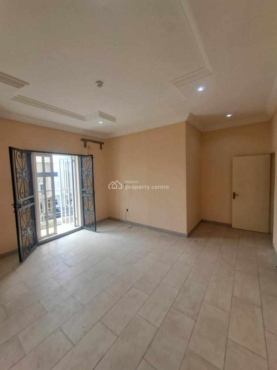 Well Built 3 Bedroom Apartment with Bq in a Gated Estate, Idado, Lekki, Lagos, Flat / Apartment for Rent