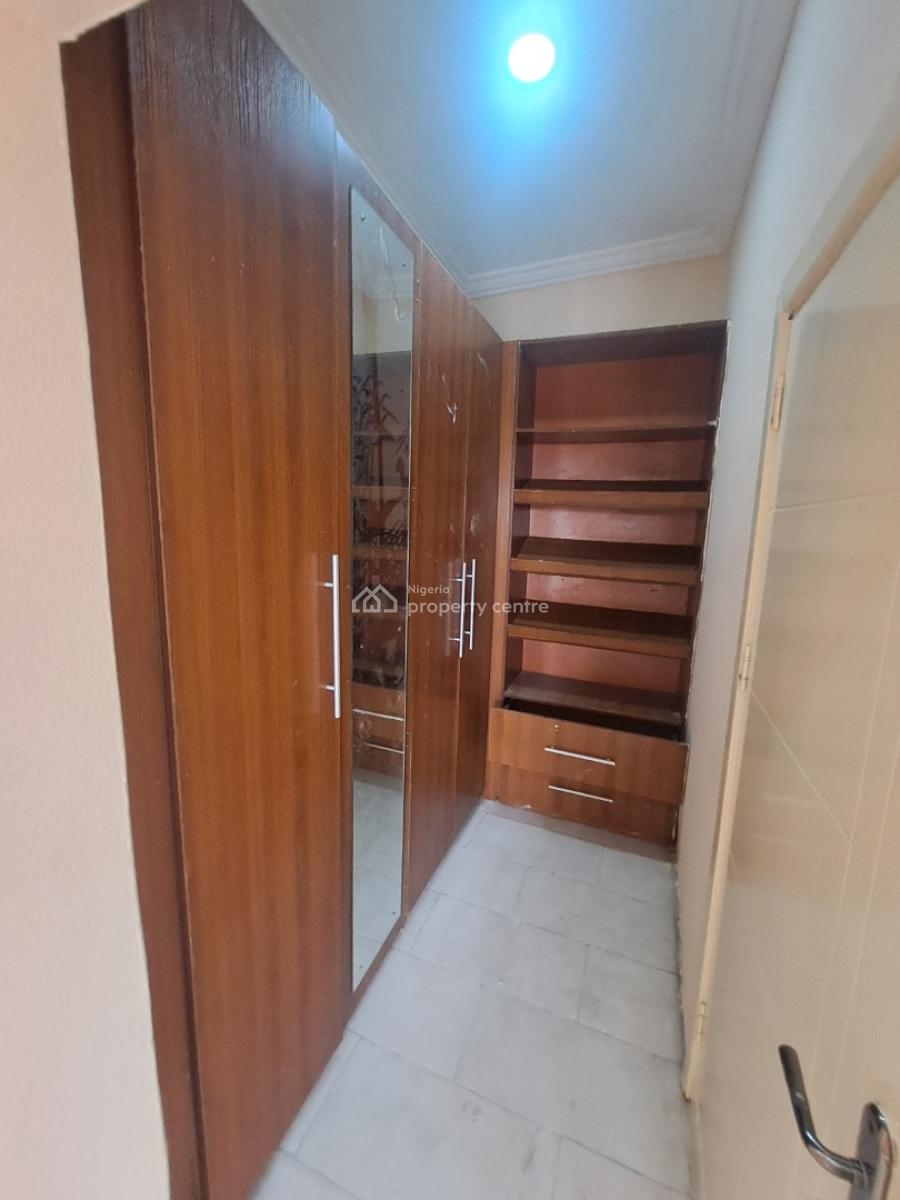 Well Built 3 Bedroom Apartment with Bq in a Gated Estate, Idado, Lekki, Lagos, Flat / Apartment for Rent