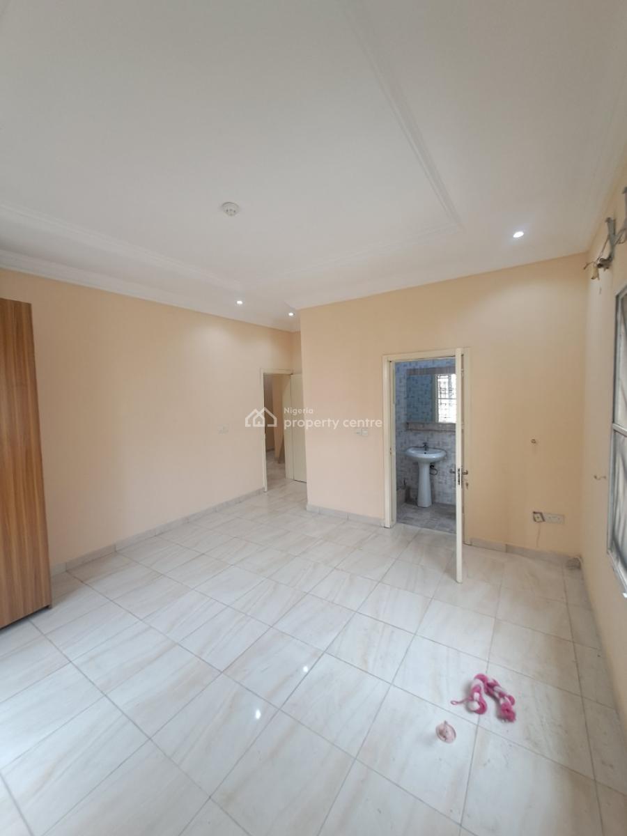 Well Built 3 Bedroom Apartment with Bq in a Gated Estate, Idado, Lekki, Lagos, Flat / Apartment for Rent