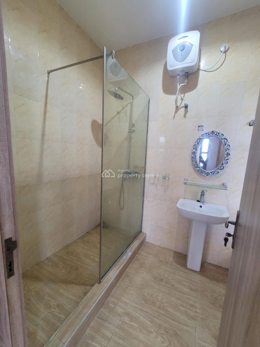 Brand New Luxury Spacious 5 Bedroom Penthouse Apartment with Bq, Lekki Phase 1, Lekki, Lagos, Flat / Apartment for Rent
