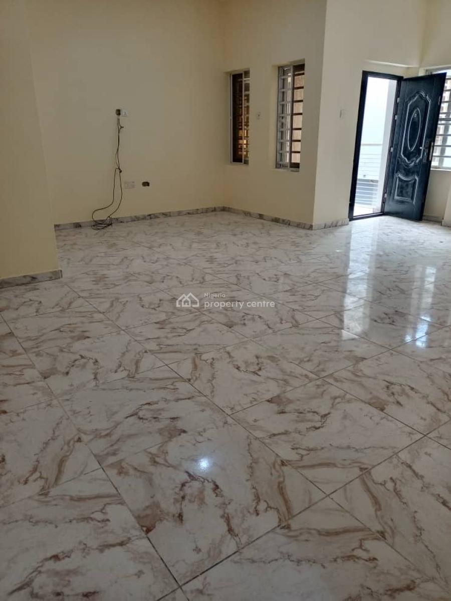 Spacious 3 Bedroom Apartment on First Floor Fully Serviced, Osapa London, Osapa, Lekki, Lagos, Flat / Apartment for Rent