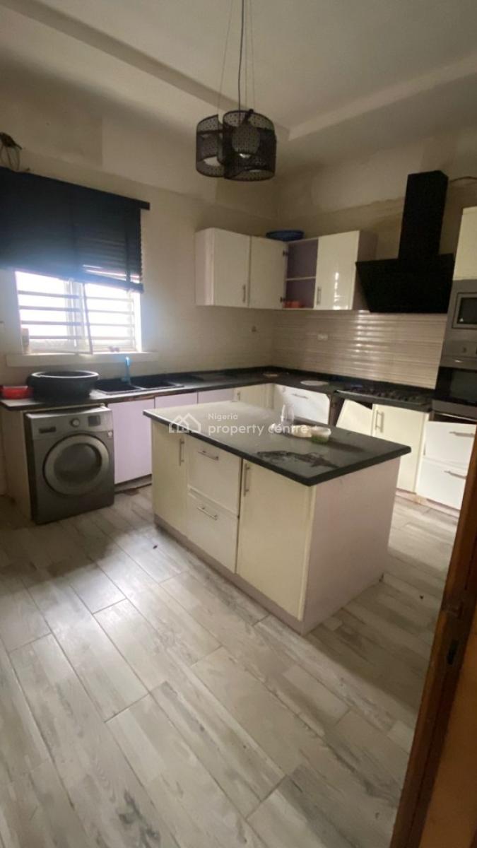 4 Bedroom Semi-detached Duplex with Bq, Osapa, Lekki, Lagos, Semi-detached Duplex for Rent