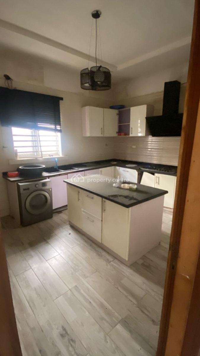 4 Bedroom Semi-detached Duplex with Bq, Osapa, Lekki, Lagos, Semi-detached Duplex for Rent