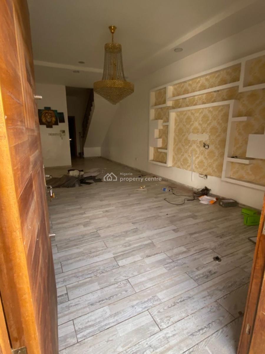 4 Bedroom Semi-detached Duplex with Bq, Osapa, Lekki, Lagos, Semi-detached Duplex for Rent