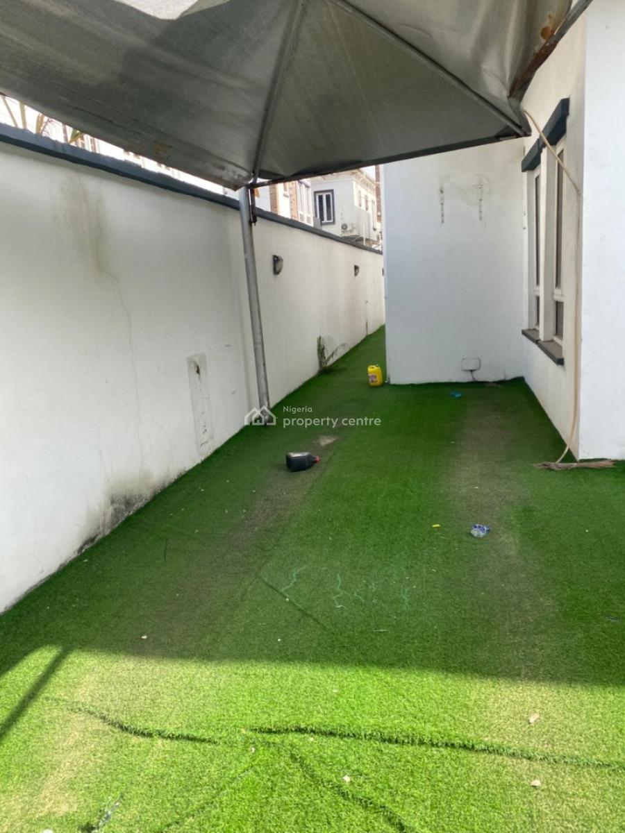 4 Bedroom Semi-detached Duplex with Bq, Osapa, Lekki, Lagos, Semi-detached Duplex for Rent