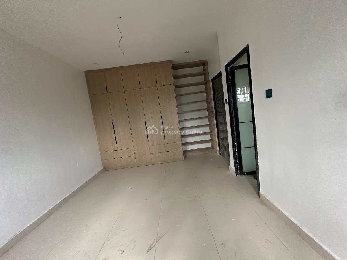 a Luxury Newly Built 2 Bedroom Spacious, News Engineering, Dawaki, Gwarinpa, Abuja, Flat / Apartment for Sale