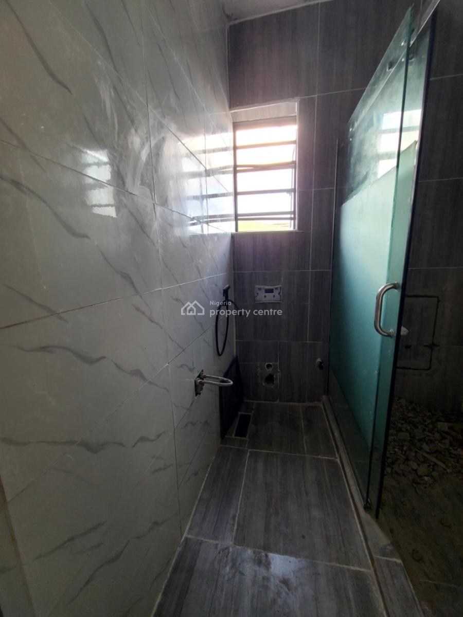 a Brand New Spacious 2-bedroom Apartment, Fola Agoro, Yaba, Lagos, Flat / Apartment for Rent