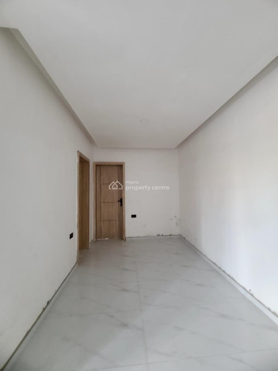 a Brand New Spacious 2-bedroom Apartment, Fola Agoro, Yaba, Lagos, Flat / Apartment for Rent