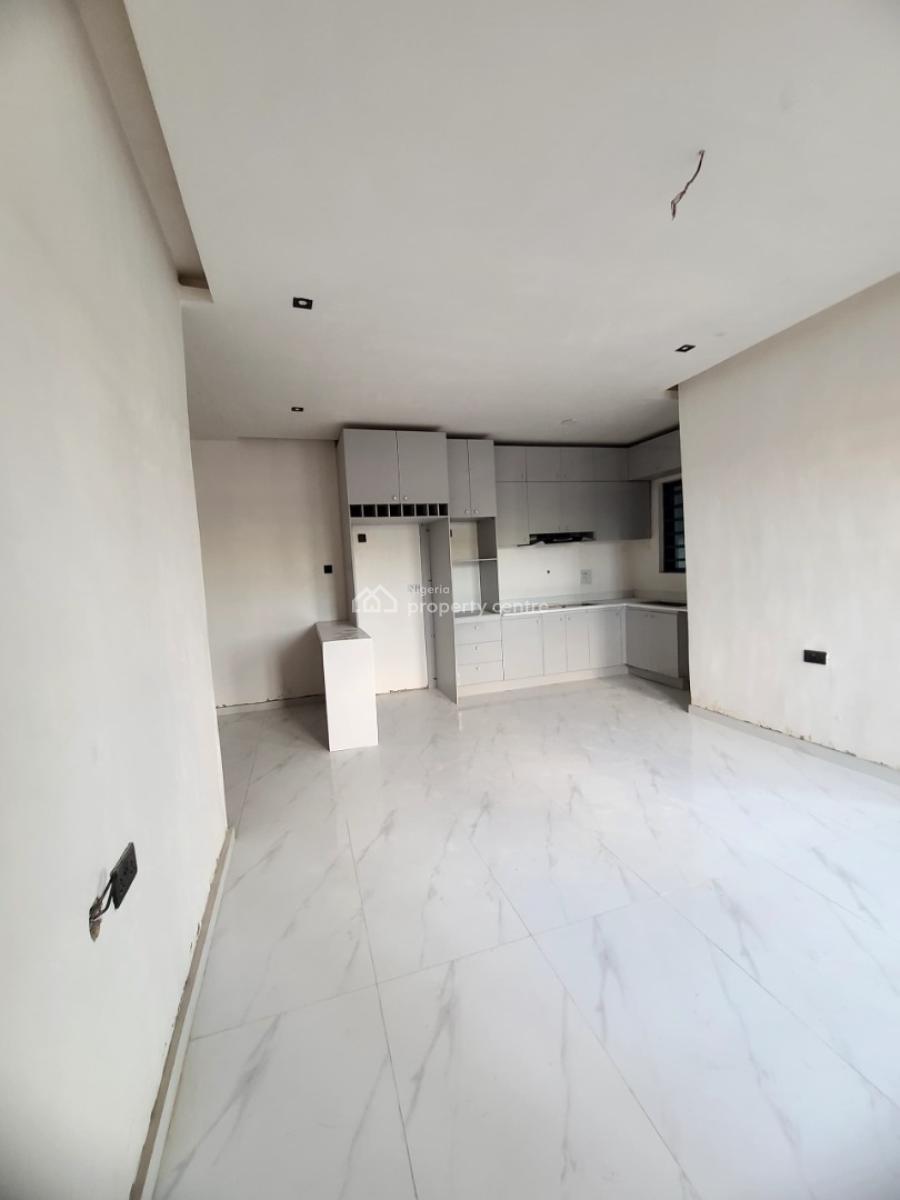 a Brand New Spacious 2-bedroom Apartment, Fola Agoro, Yaba, Lagos, Flat / Apartment for Rent