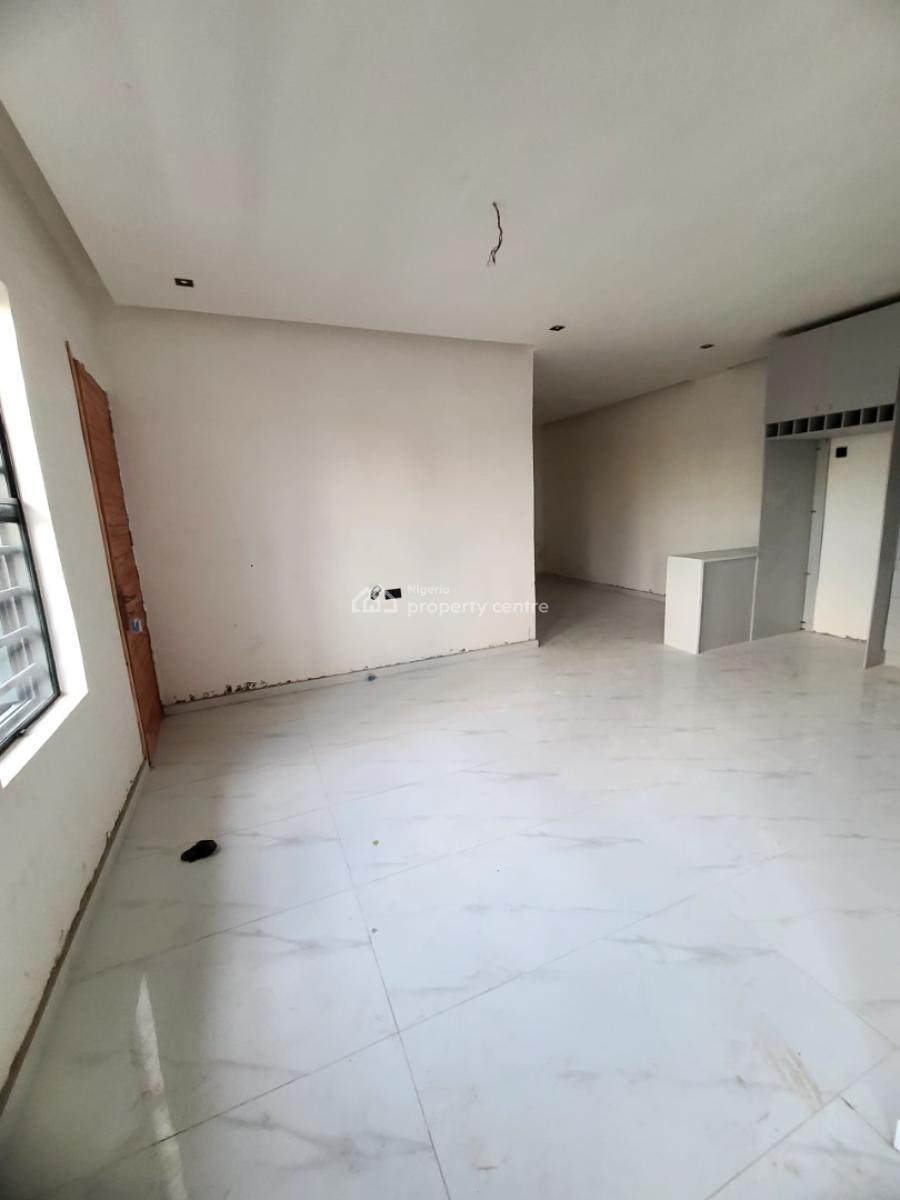 a Brand New Spacious 2-bedroom Apartment, Fola Agoro, Yaba, Lagos, Flat / Apartment for Rent