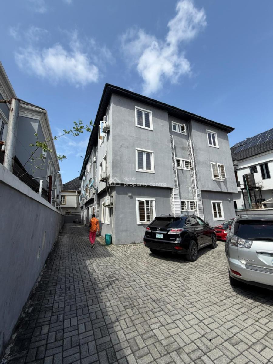 Spacious 3 Bedroom Apartment, Osapa, Lekki, Lagos, Flat / Apartment for Rent