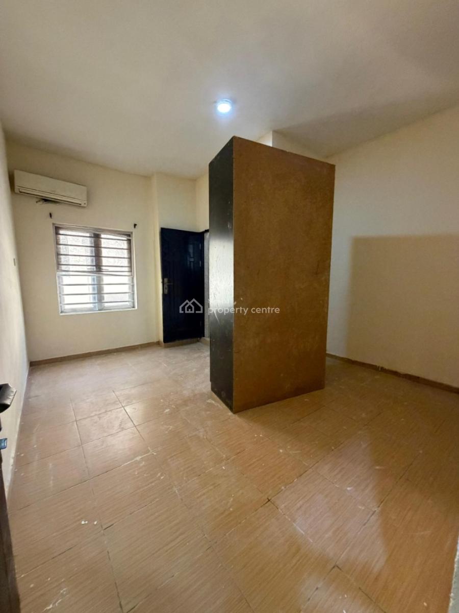 Spacious 3 Bedroom Apartment, Osapa, Lekki, Lagos, Flat / Apartment for Rent