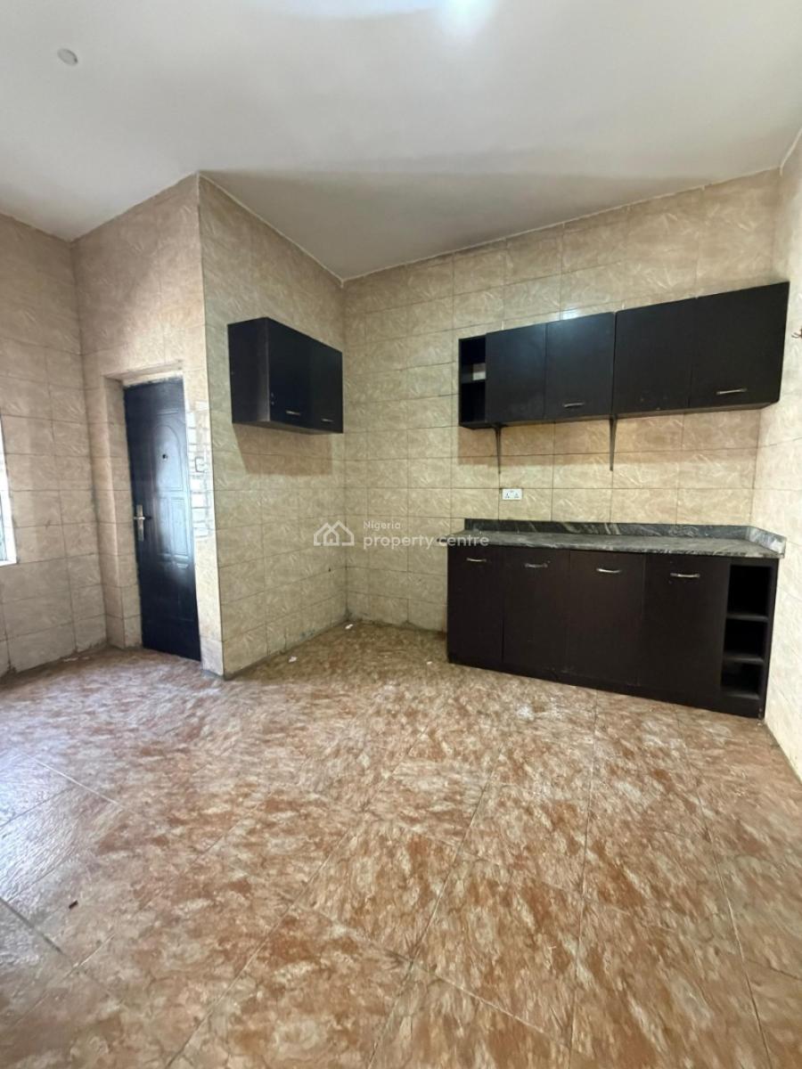 Spacious 3 Bedroom Apartment, Osapa, Lekki, Lagos, Flat / Apartment for Rent