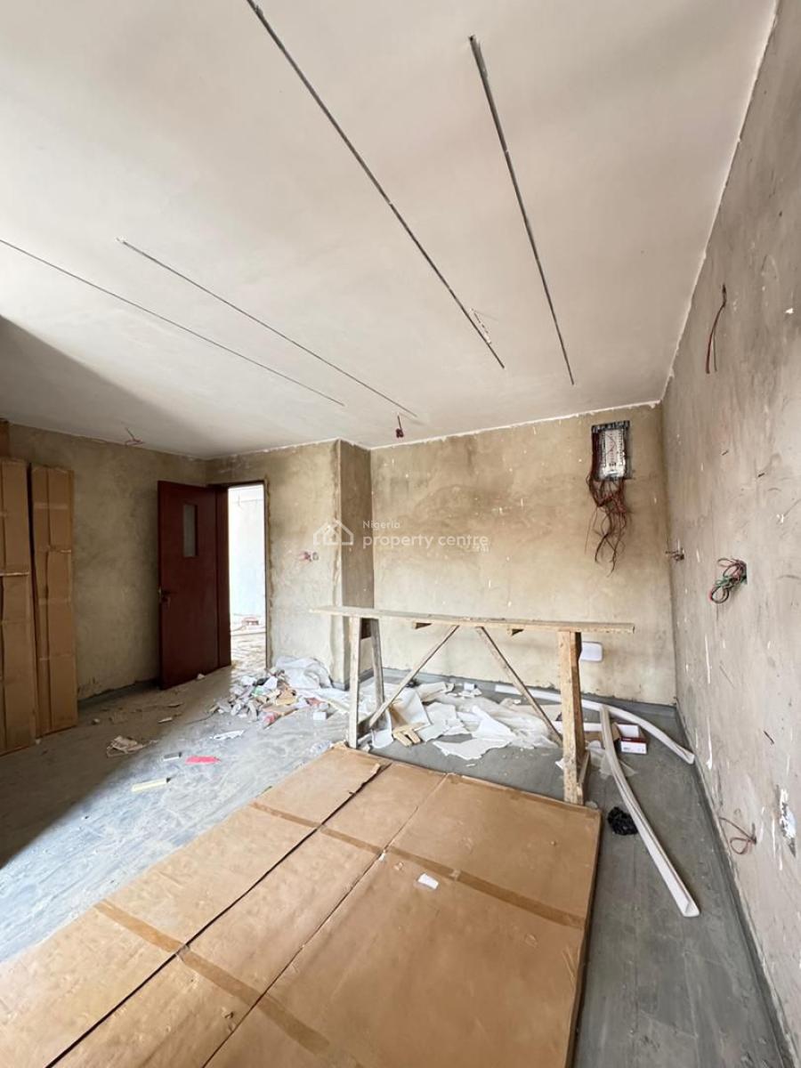 Exclusive 2 Bed  Semi Detached Duplex with Bq in a Serene Location, Yaba, Lagos, Semi-detached Duplex for Sale