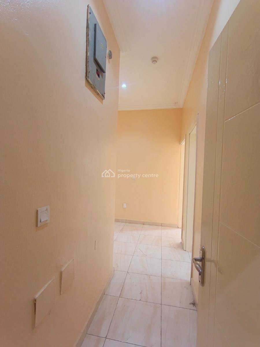 a 3 Bedroom Flat, By Agungi, Before Chevron, Lekki, Lagos, Flat / Apartment for Rent