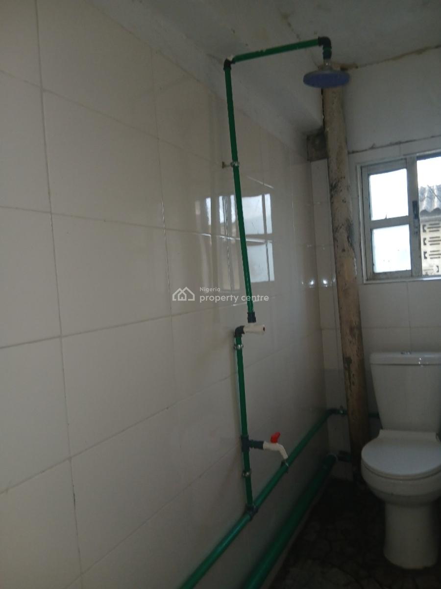 Lovely Refurbished 3 Bedroom, Yaba, Lagos, Flat / Apartment for Rent