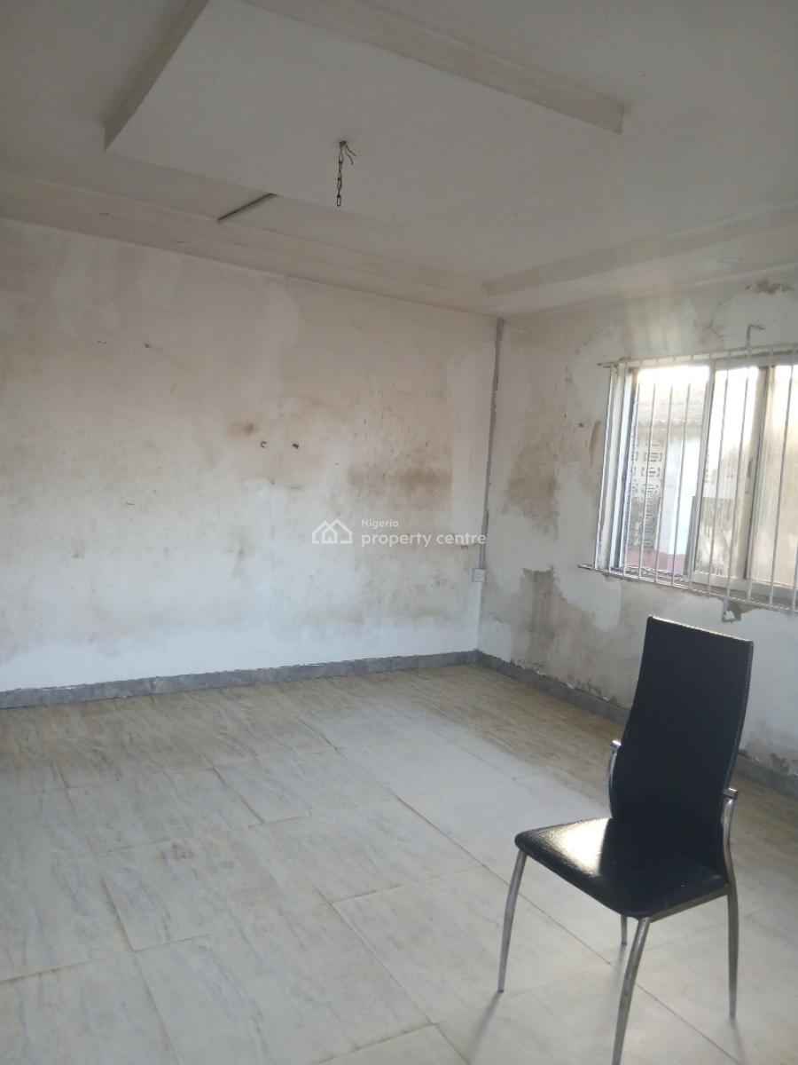 Lovely Refurbished 3 Bedroom, Yaba, Lagos, Flat / Apartment for Rent