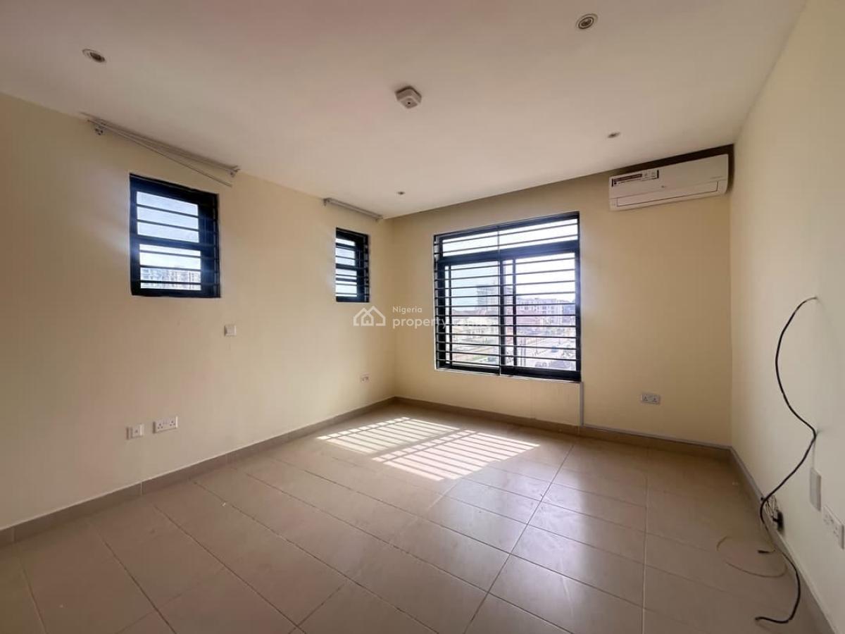 One Bedroom Apartment Last Floor, Oniru, Victoria Island (vi), Lagos, Mini Flat (room and Parlour) for Rent