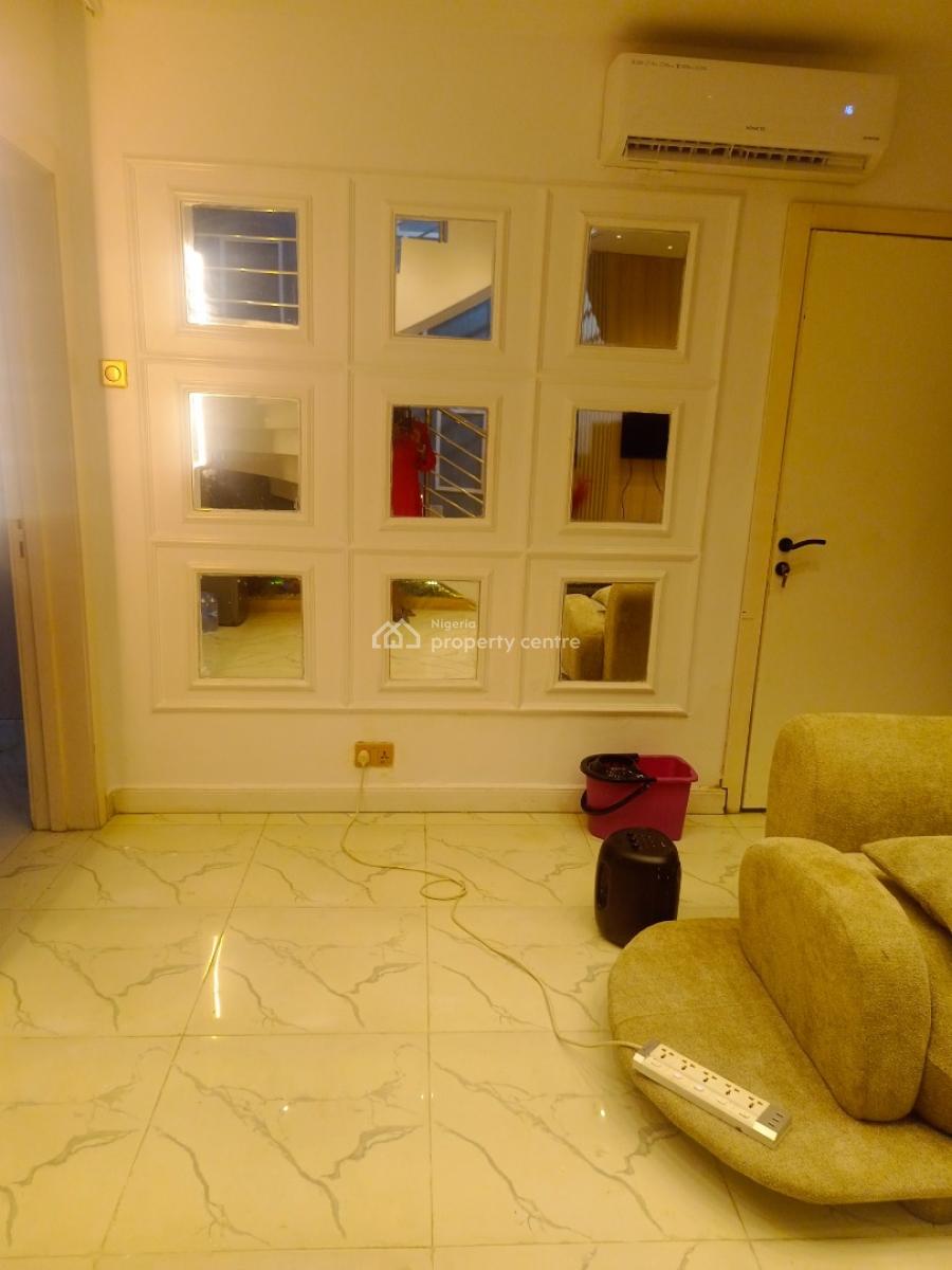 Semi Furnished Four Bedrooms Maisonnette, Icanial Estate, Kis Daniel Street, Nike Gallery Road, Ikate, Lekki, Lagos, Detached Duplex for Rent