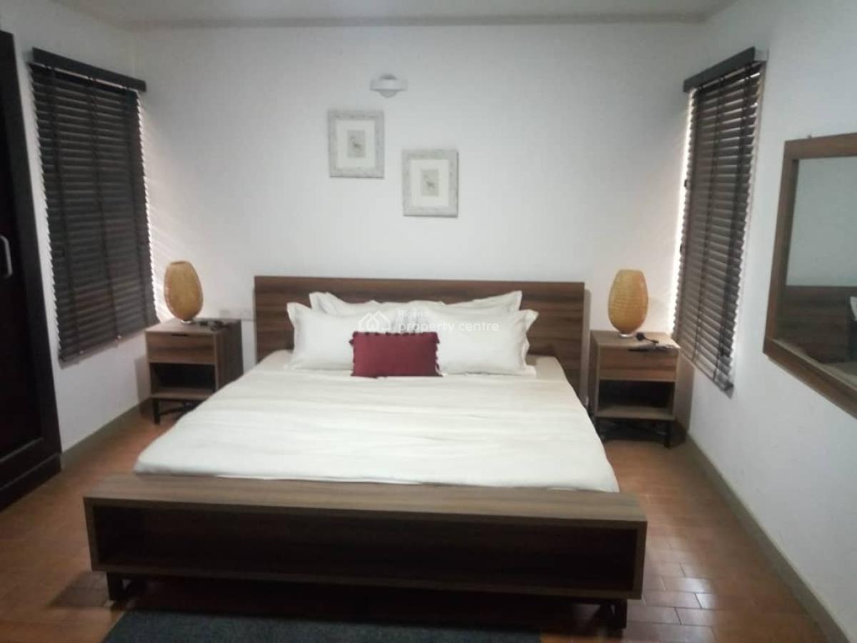 Furnished 2 Bedroom Flat, Maryland Crescent, Maryland, Lagos, Flat / Apartment for Rent