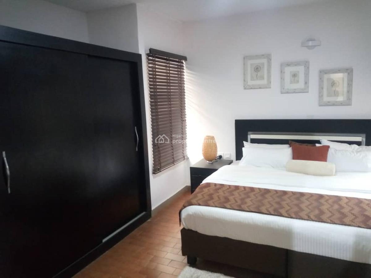 Furnished 2 Bedroom Flat, Maryland Crescent, Maryland, Lagos, Flat / Apartment for Rent