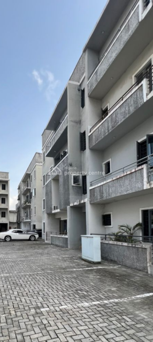 Distress Spacious 3 Bedroom Apartment with Bq, Orchid Lekki, Lagos Nigeria, Lekki, Lagos, Flat / Apartment for Sale