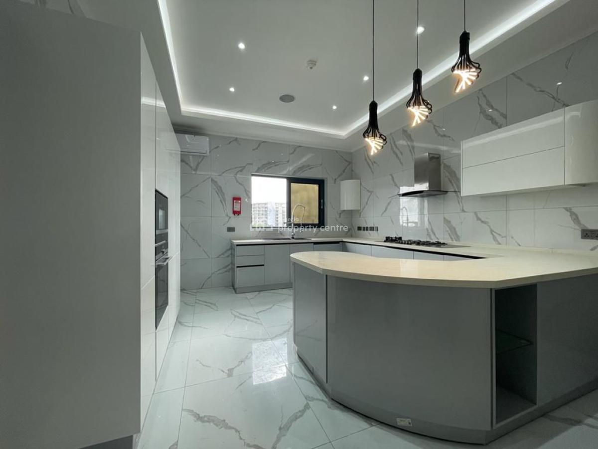 5 Big Bedrooms All En-suite with Walk-in Closets, Old Ikoyi, Ikoyi, Lagos, Flat / Apartment for Rent