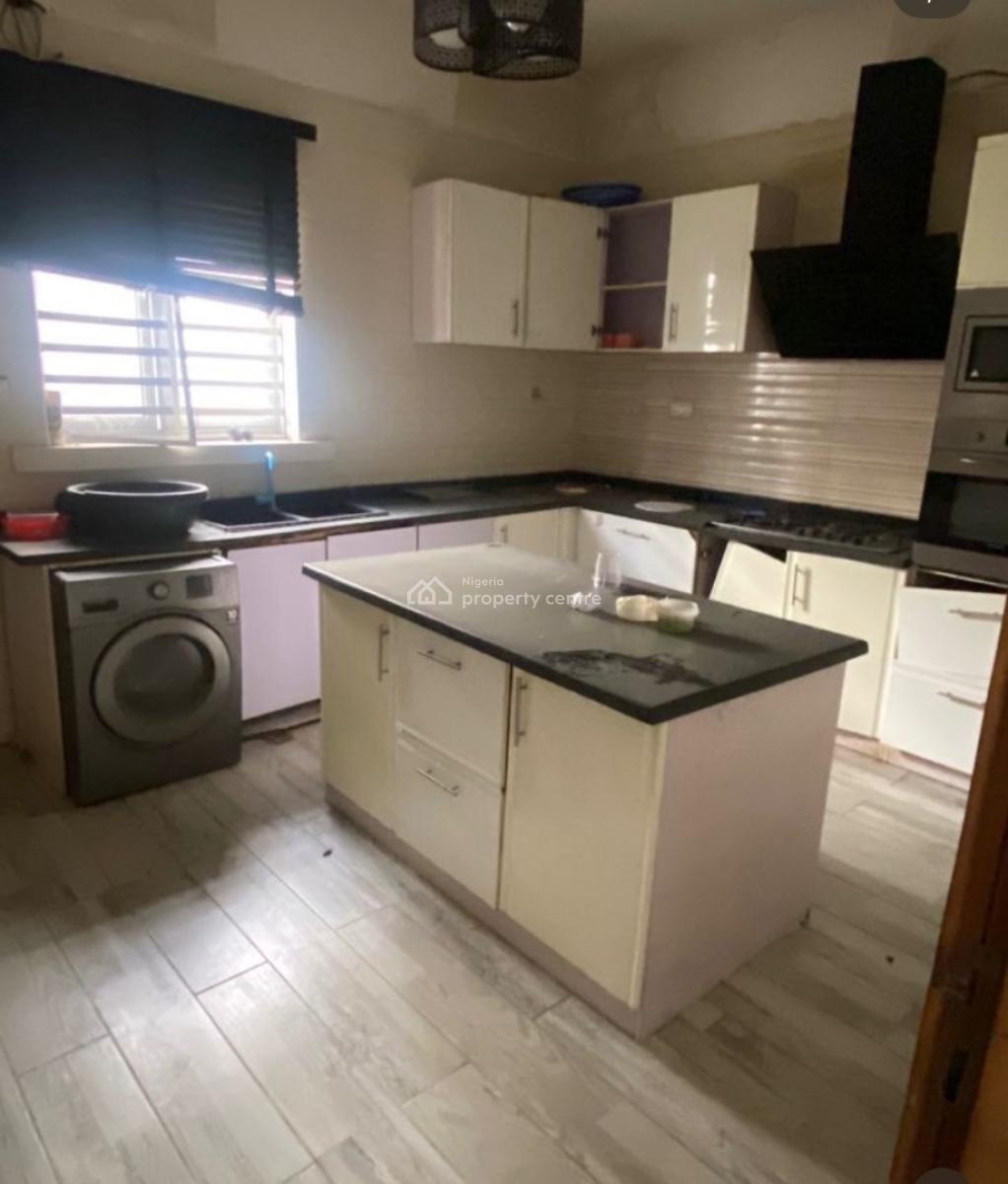 4 Bedroom Semi-detached Duplex with Bq, Osapa, Lekki, Lagos, Semi-detached Duplex for Rent