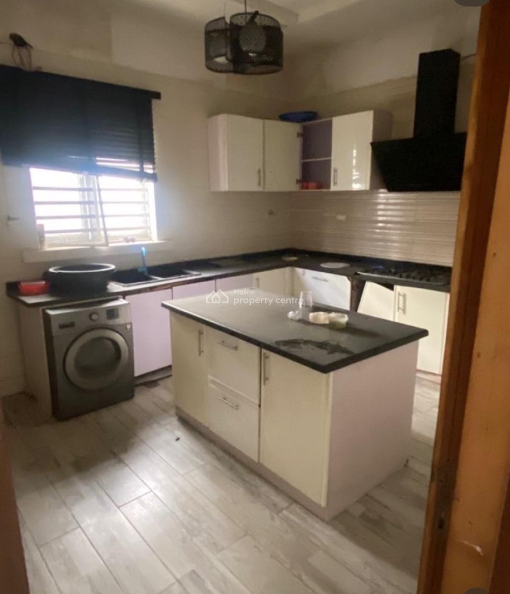 4 Bedroom Semi-detached Duplex with Bq, Osapa, Lekki, Lagos, Semi-detached Duplex for Rent