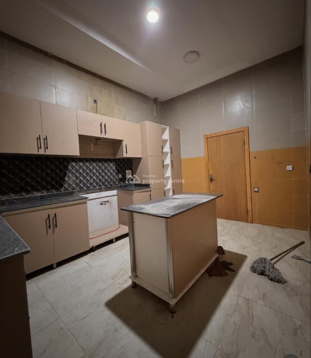 4 Bedroom Semi-detached Duplex with Bq & Gatehouse, Ologolo, Lekki, Lagos, Semi-detached Duplex for Sale