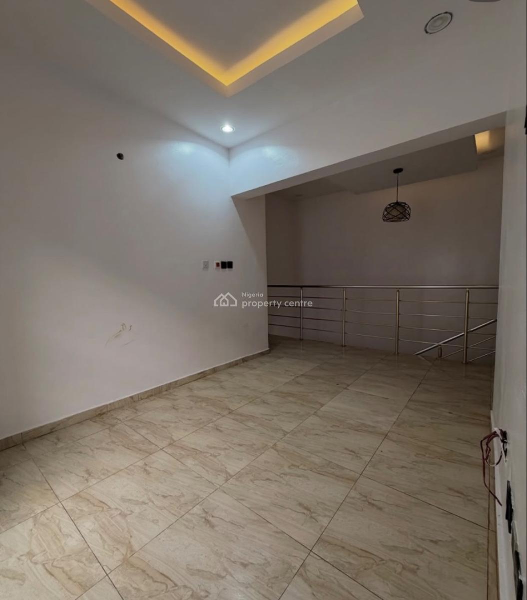 4 Bedroom Semi-detached Duplex with Bq & Gatehouse, Ologolo, Lekki, Lagos, Semi-detached Duplex for Sale