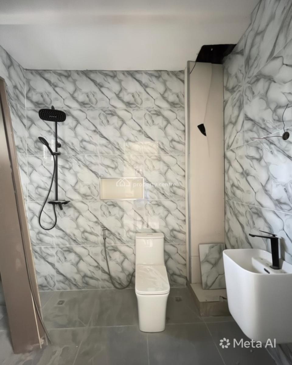 2 Bedroom Apartment, Lekki Phase 1, Lekki, Lagos, House for Sale