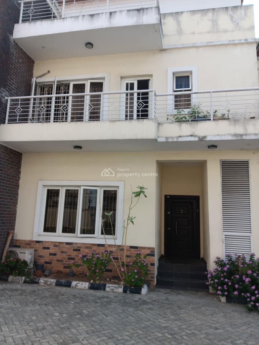 Commercial 4bedroom Terrace with Bq Fast Fingers, Directly on Admiralty Way, Lekki Phase 1, Lekki, Lagos, Terraced Duplex for Rent