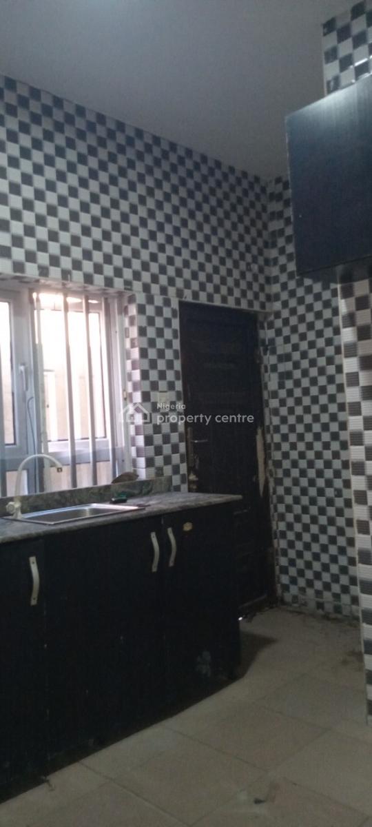 Now Available, Off Mobil Road Ilaje Ajah, Ilaje, Ajah, Lagos, Flat / Apartment for Rent