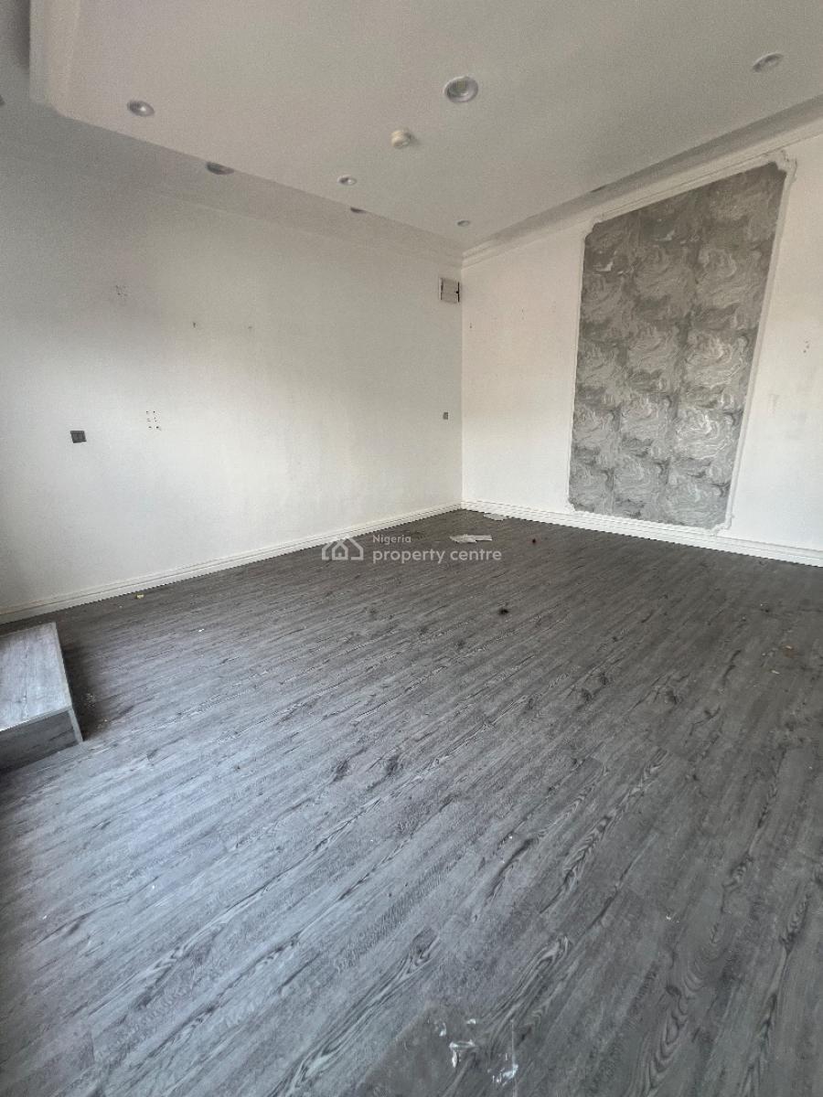 Shop Space Ground Floor Facing Road at Lekki Phase1, Off Admiralty Way Lekki Phase 1, Lekki Phase 1, Lekki, Lagos, Shop for Rent