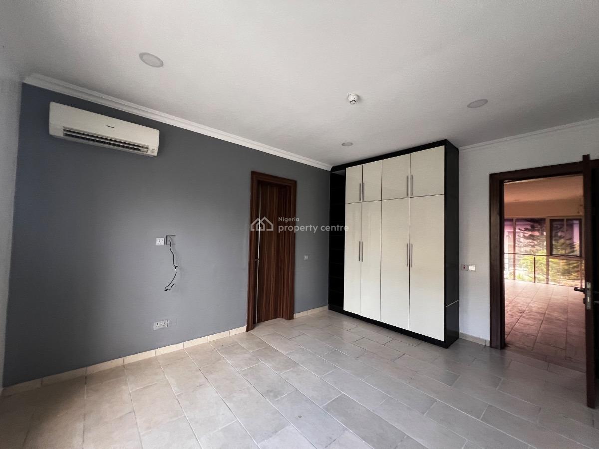 Luxury 4 Bedroom Terrace House with a Room Bq,swimming Pool, Banana Island, Ikoyi, Lagos, Terraced Duplex for Rent