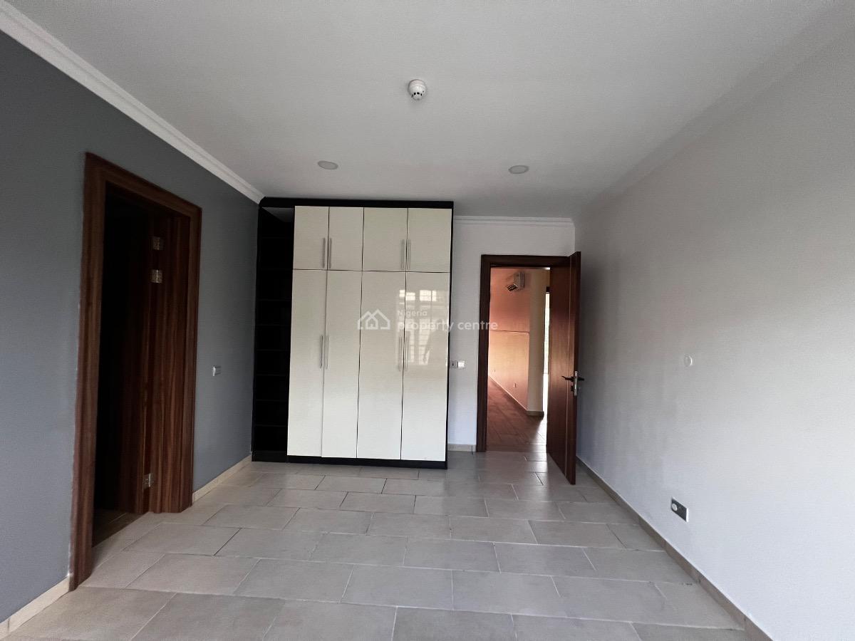 Luxury 4 Bedroom Terrace House with a Room Bq,swimming Pool, Banana Island, Ikoyi, Lagos, Terraced Duplex for Rent