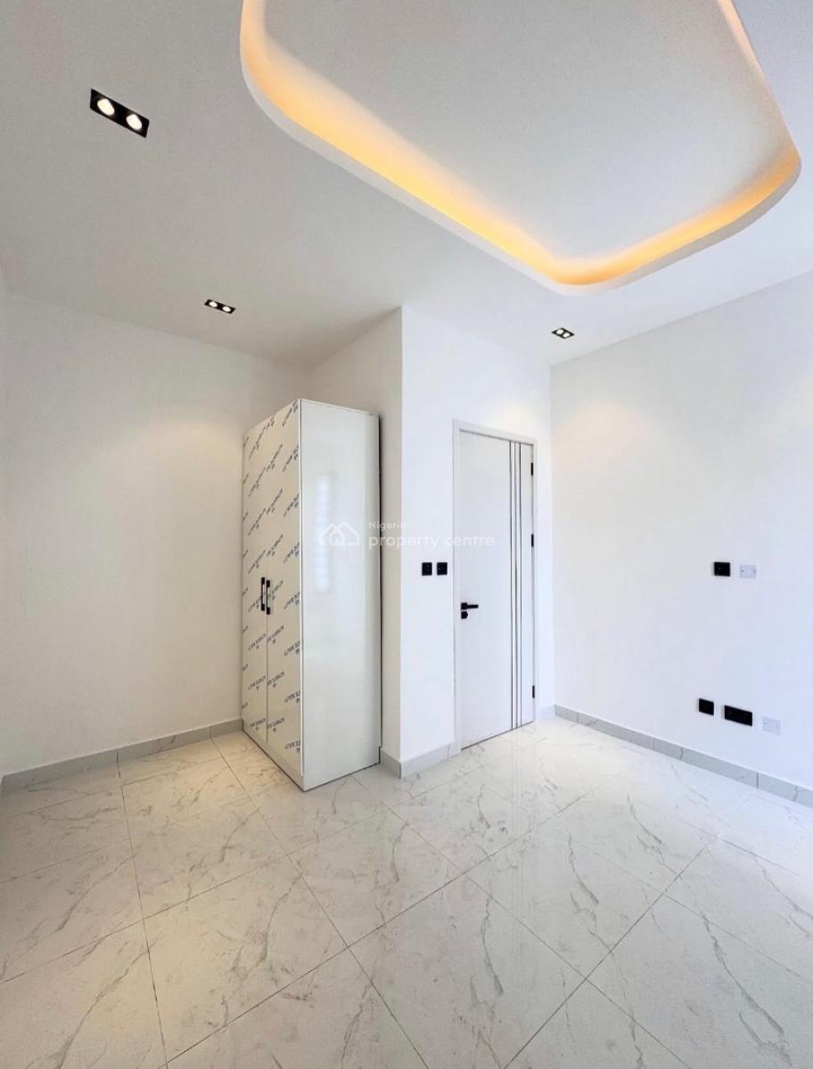 Newly Built 2 Bedroom Apartment with Bq, Ikate, Ikate, Lekki, Lagos, Block of Flats for Sale