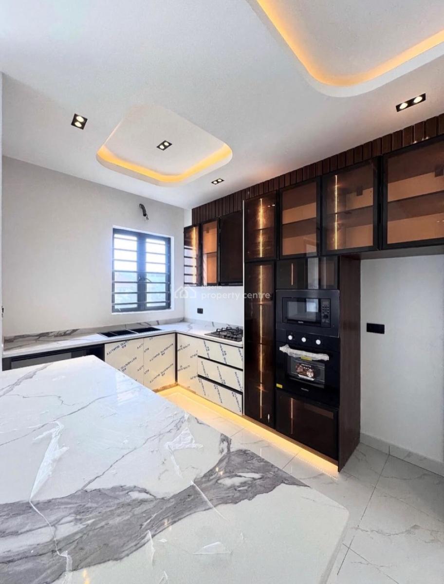 Newly Built 2 Bedroom Apartment with Bq, Ikate, Ikate, Lekki, Lagos, Block of Flats for Sale
