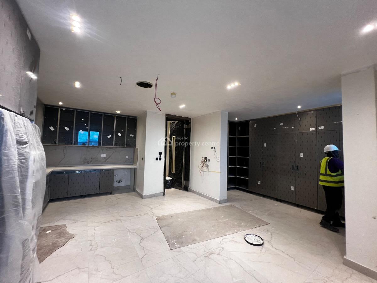 Super Luxury 4 Bedroom Apartments with 2 Rooms Bq, Banana Island, Ikoyi, Lagos, Flat / Apartment for Sale