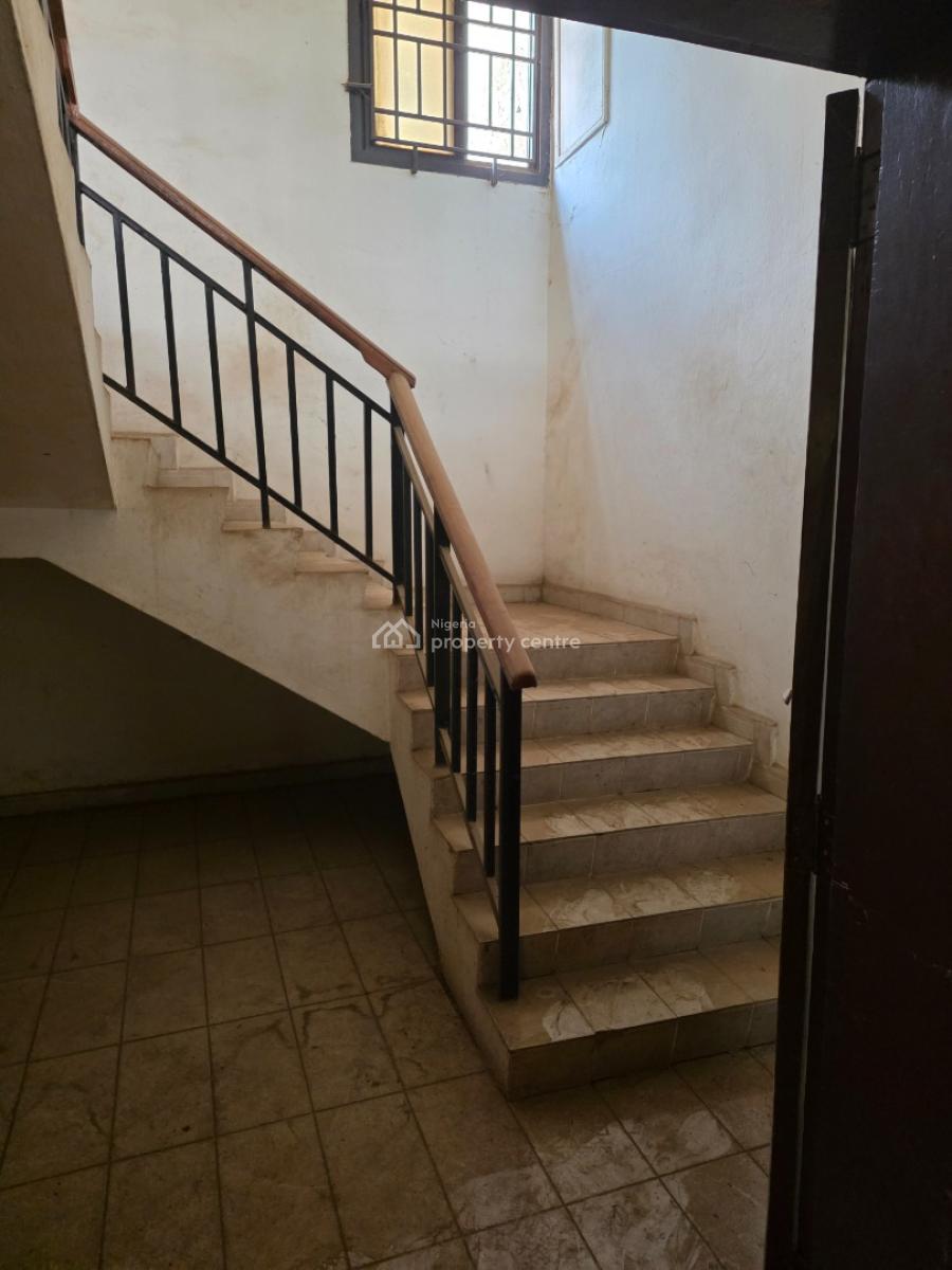 an Old Detached Duplex ÷ Guest House, Adisa Estate By Ibeto Hotelvia David Ejor Crescent, Gudu, Abuja, Detached Duplex for Sale