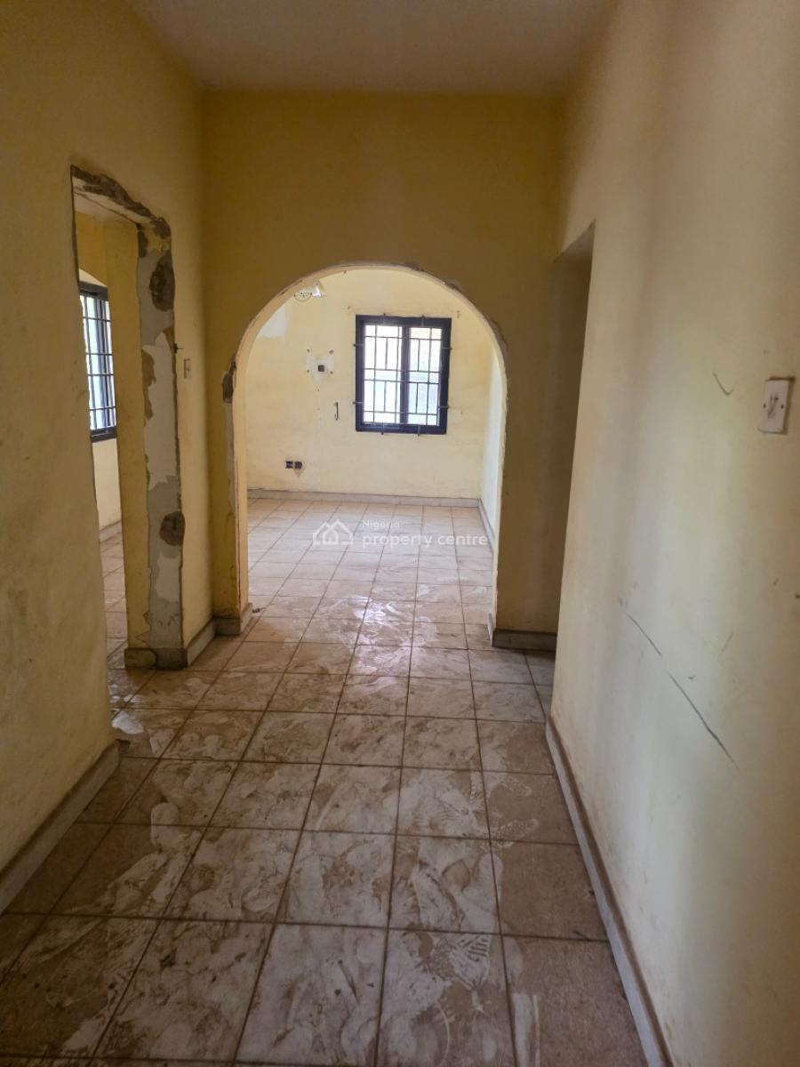 an Old Detached Duplex ÷ Guest House, Adisa Estate By Ibeto Hotelvia David Ejor Crescent, Gudu, Abuja, Detached Duplex for Sale