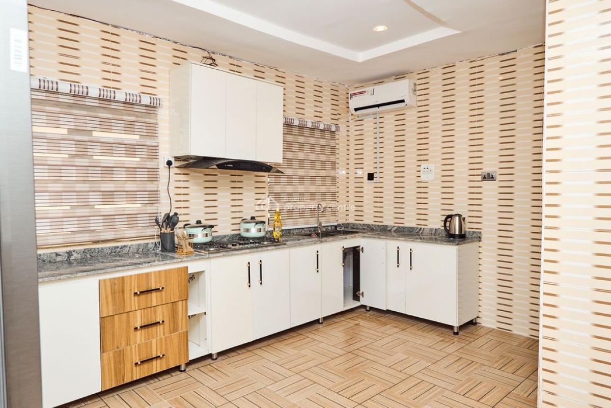 Luxury 4 Bedroom Apartment with Private Swimming Pool and Massage Chai, Inverter Ac,football and Snooker Games,standard Security Door, Ikorodu, Lagos, Flat / Apartment Short Let
