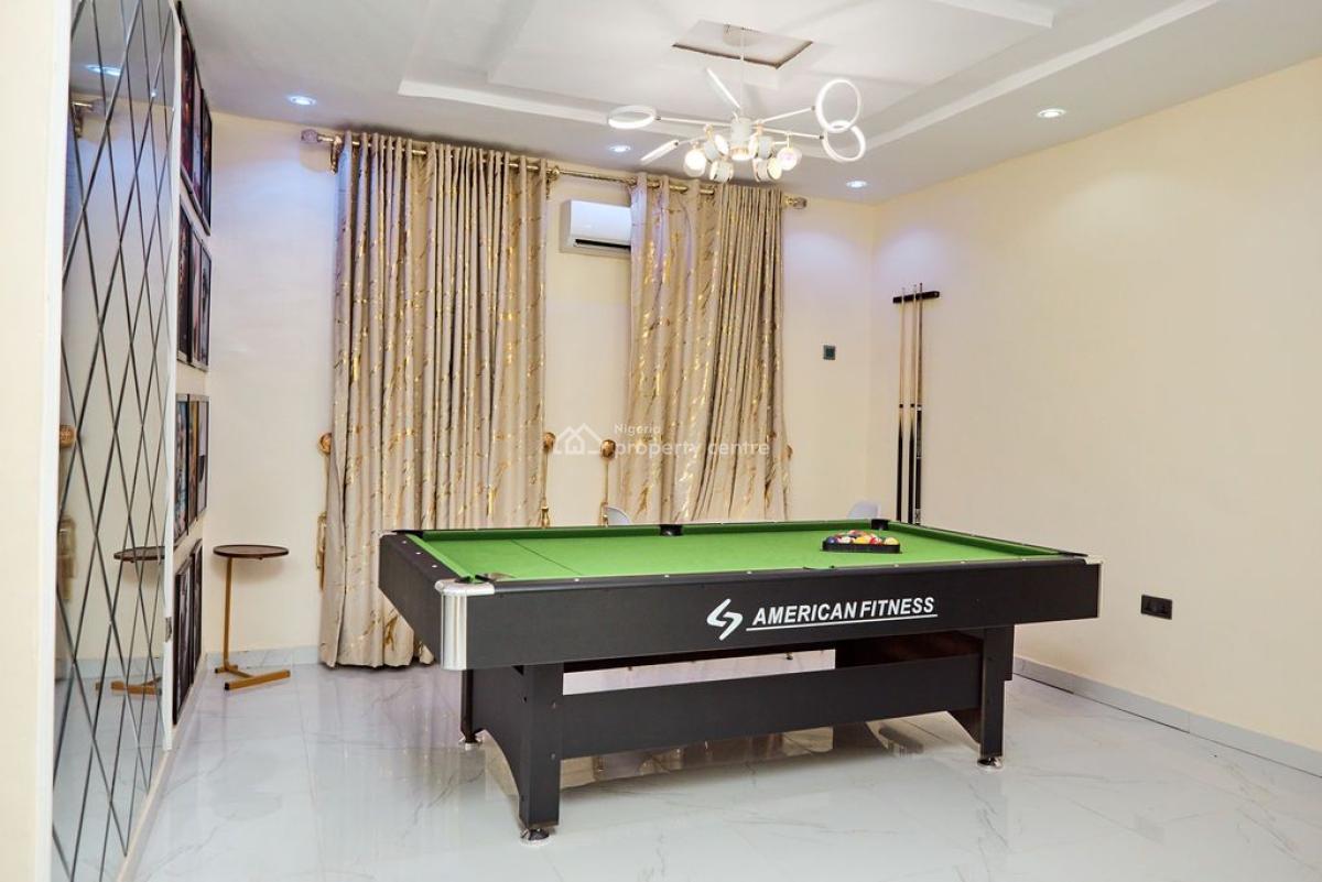 Luxury 4 Bedroom Apartment with Private Swimming Pool and Massage Chai, Inverter Ac,football and Snooker Games,standard Security Door, Ikorodu, Lagos, Flat / Apartment Short Let