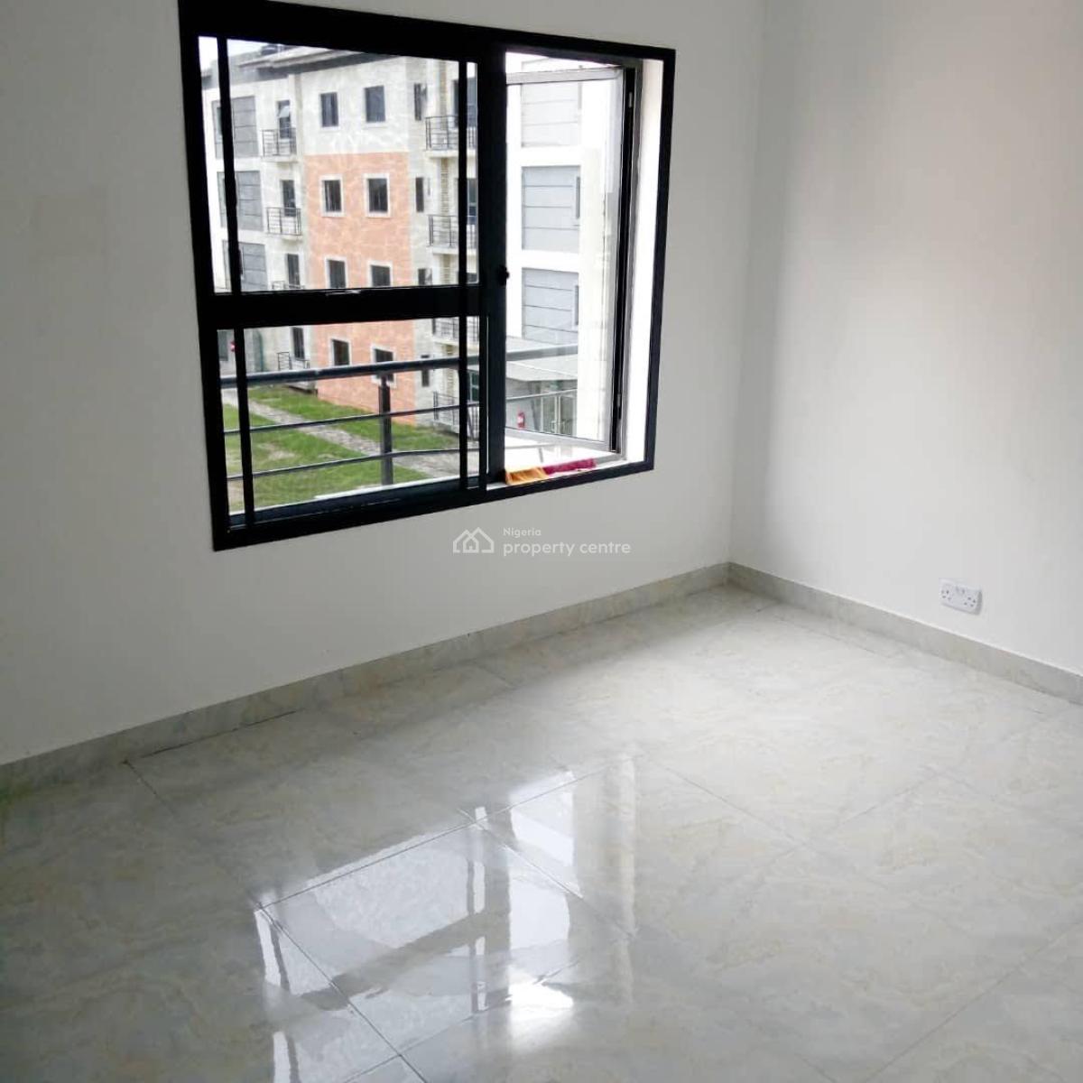 Spacious and Neatly Used 2bedroom Apartment, Beachwood Estate, Lakowe, Ibeju Lekki, Lagos, Flat / Apartment for Sale