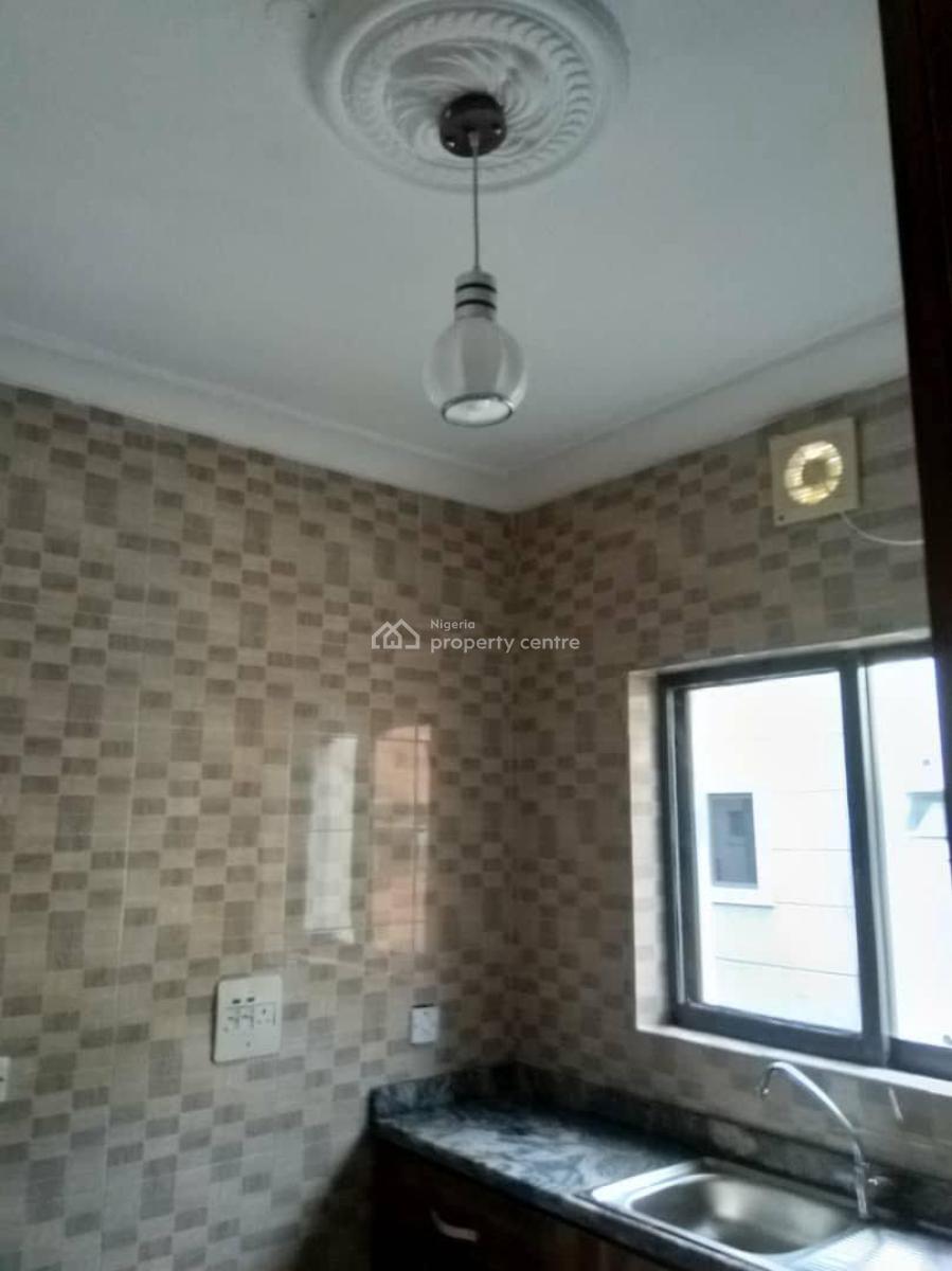 Spacious and Neatly Used 2bedroom Apartment, Beachwood Estate, Lakowe, Ibeju Lekki, Lagos, Flat / Apartment for Sale
