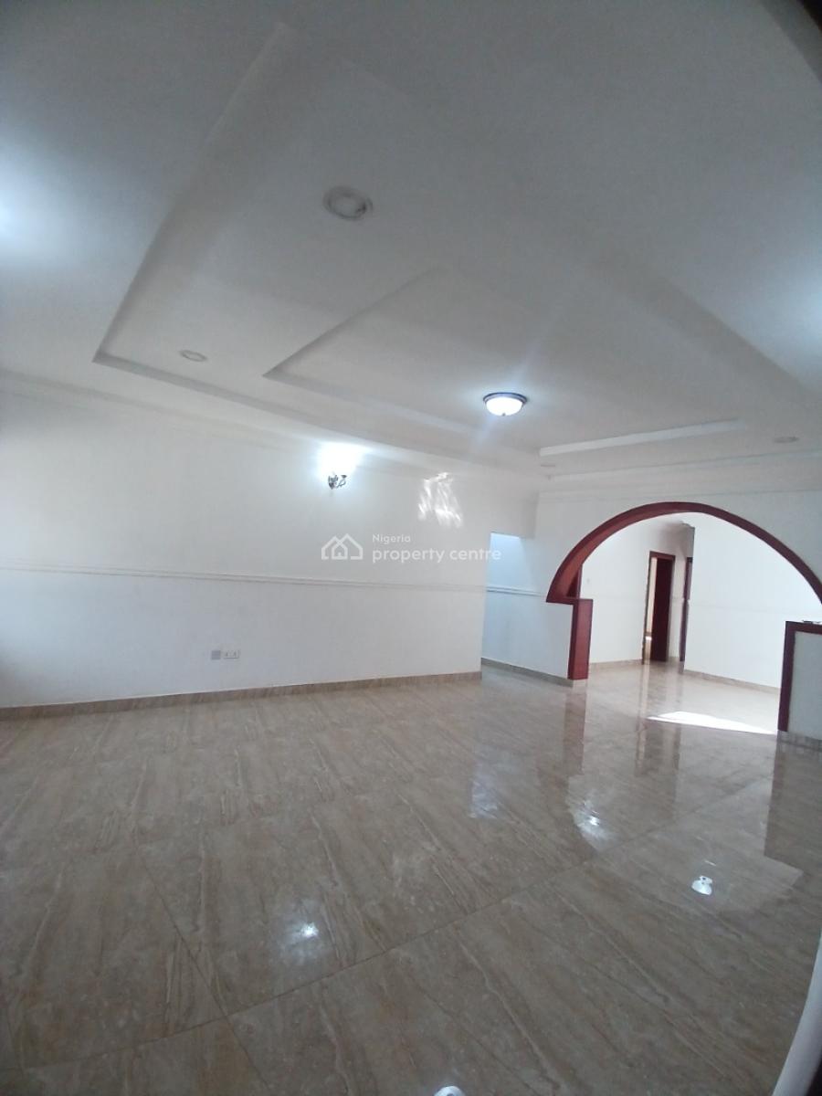Well Renovated 3 Bedroom Block of Flat, Asokoro Abuja Diplomatic Zone, Asokoro District, Abuja, House for Rent